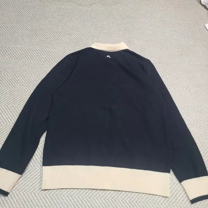 [BUNJANG] J.LINDEBERG Golf Wear Knit Polo T-shirt Navy Beige L / L)J.린드버그 골프웨어 니트 폴로 티셔츠 네이비 베이