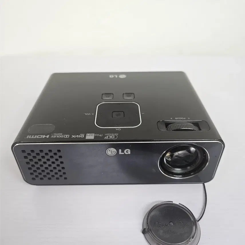 [BUNJANG] LG Portable MiniBeam Projectors (Various Models) / LG 미니빔 프로젝터 여러가지 팝니다.