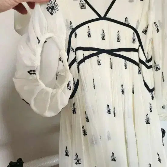 [BUNJANG] Chiffon Butterfly Pattern Dress / 쉬폰 나비 패턴 원피스