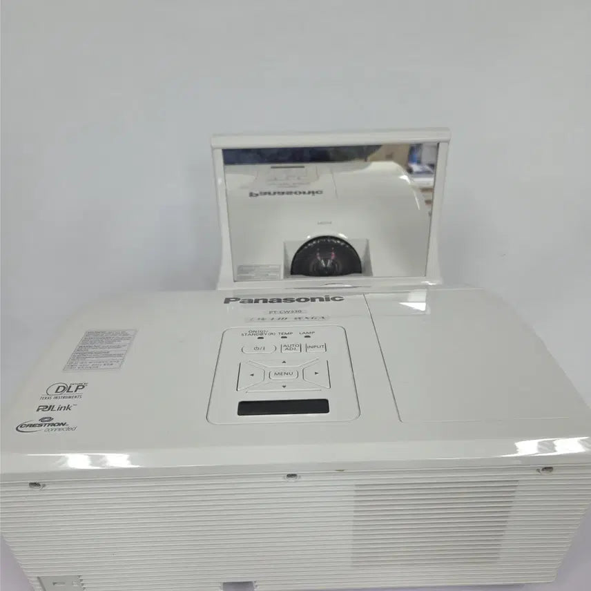 [BUNJANG] Panasonic PT-CW330EA Ultra Short Throw Projector / 파나소닉 초단초점 프로젝터 PT-CW330EA 저렴하게 놓아요