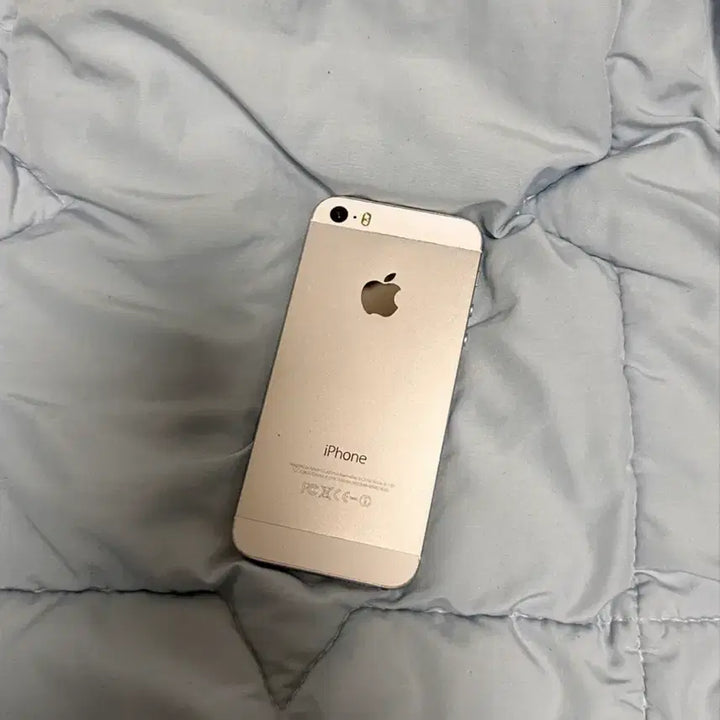 [BUNJANG] Apple iPhone 5s 16GB Silver (x2) - Silent Camera / 아이폰 5s 16G 실버 무음카메라