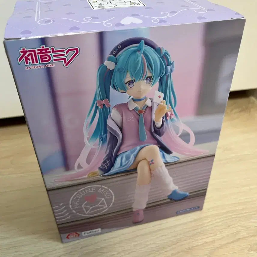 [BUNJANG] Furyu Vocaloid Hatsune Miku Love Blazer Noodle Stopper Figure / 후류 보컬로이드 누들 스토퍼 피규어 하츠네 미쿠 러브 블레이저 피규어