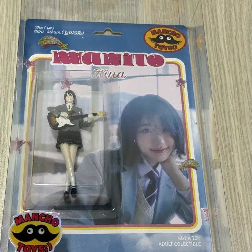 [BUNJANG] QWER Comin Jungdok Popup Exclusive Hina Figure / QWER 고민중독 팝업 특전 히나 피규어 판매합니다.