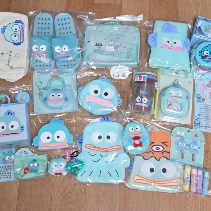 [BUNJANG] Sanrio Hangyodon Goods Bundle Set / 산리오 한교동 굿즈