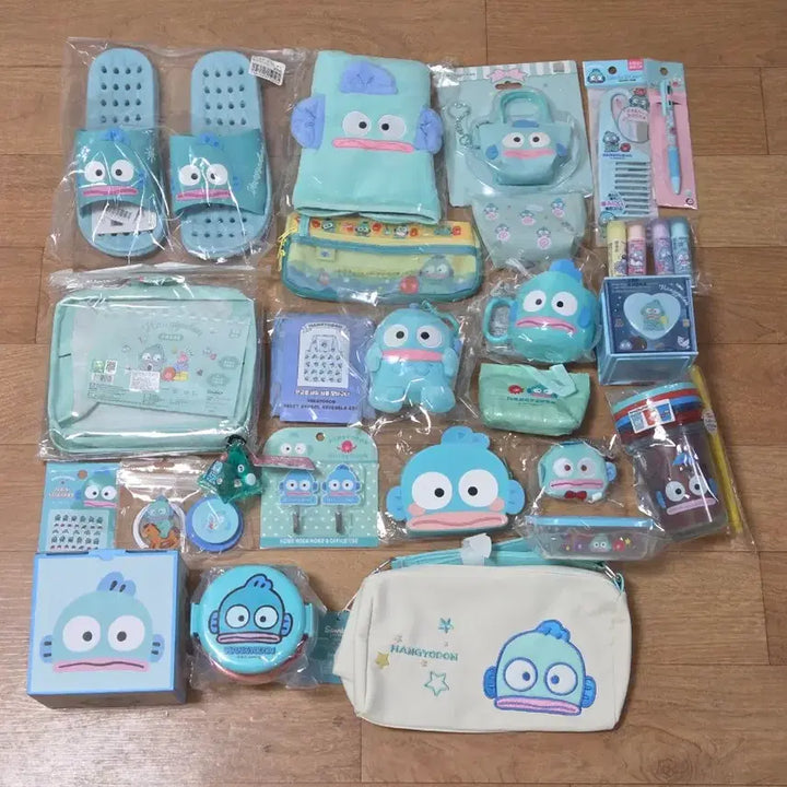 [BUNJANG] Sanrio Hangyodon Goods Bundle Set / 산리오 한교동 굿즈