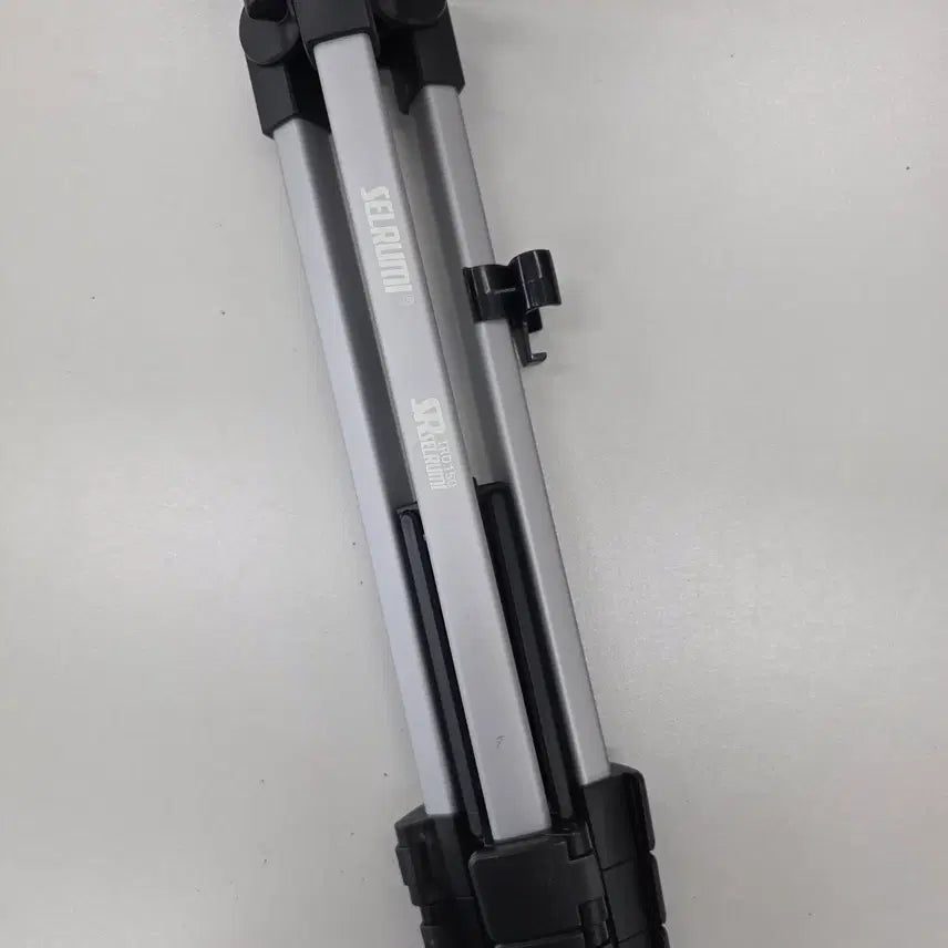 [BUNJANG] Celumi TRD 150 / Maton MF2201 Smartphone &amp; Camera Tripod / 여행용, 스마트폰, 카메라용 장신 셀루미, 매턴 삼각대 판매합니다
