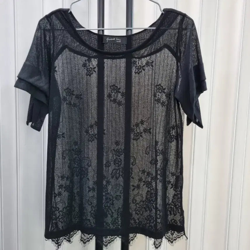 [BUNJANG] Black Lace See-Through Short-Sleeve Blouse / 블랙 레이스 시스루 반팔 블라우스