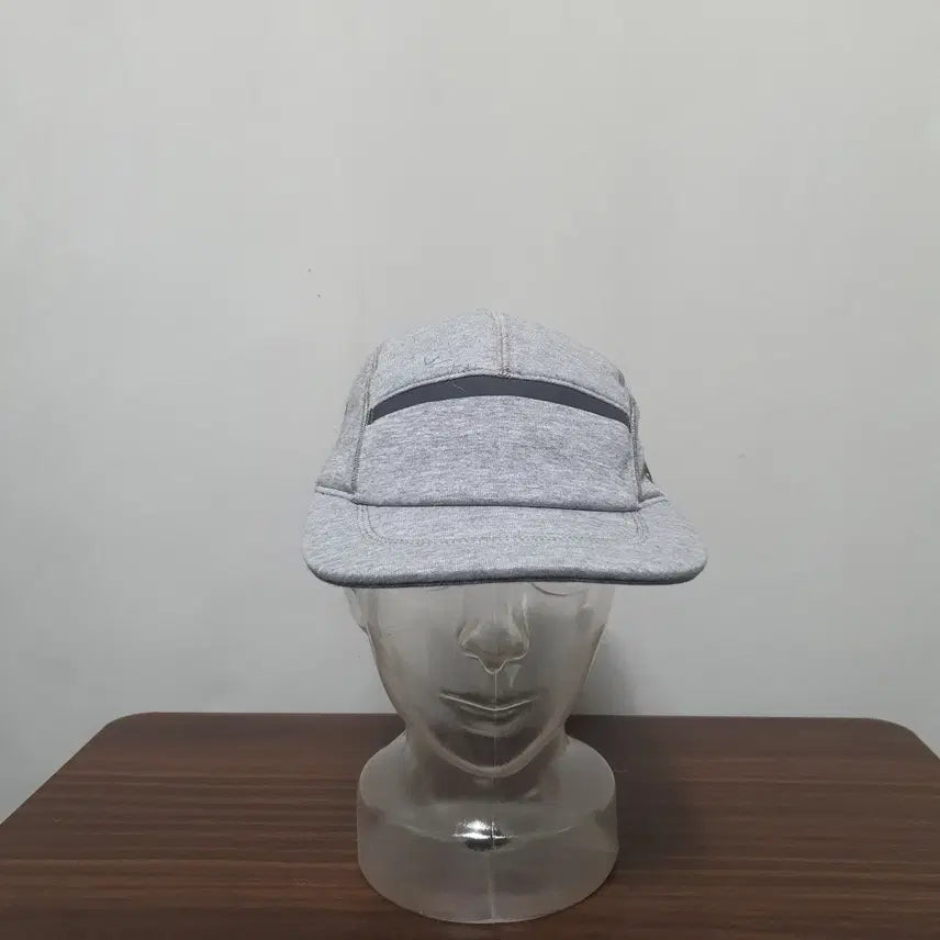 [BUNJANG] Nike Unstructured Tech Fleece Cap Hat 56 S/M / 나이키 언스트럭처 테크 플리스 캡모자 56 S/M 23년식