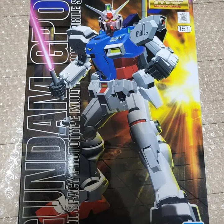 [BUNJANG] MG Gundam GP01 Zephyranthus Model Kit / MG 건담 GP01 제피랜서스 팝니다