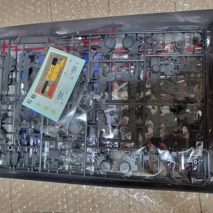 [BUNJANG] MG Gundam GP01 Zephyranthus Model Kit / MG 건담 GP01 제피랜서스 팝니다