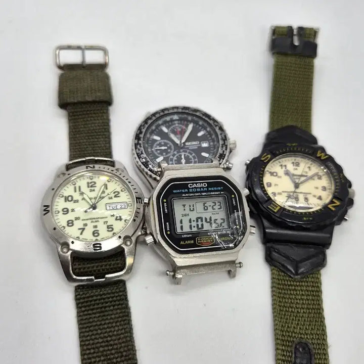 [BUNJANG] Casio DW-5600 Speed Model and Seiko Alba Watch Bundle / 카시오.세이코 일괄판매