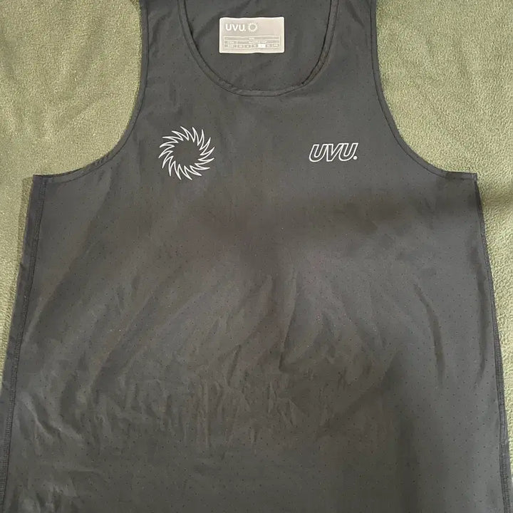[BUNJANG] Unspecified Brand Singlet (L > M Exchange) / uvu 싱글렛 L > M 교환하실분