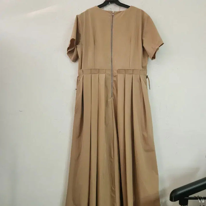 [BUNJANG] Beige Pleated Dress / 바스락베이지색 플리츠 원피스