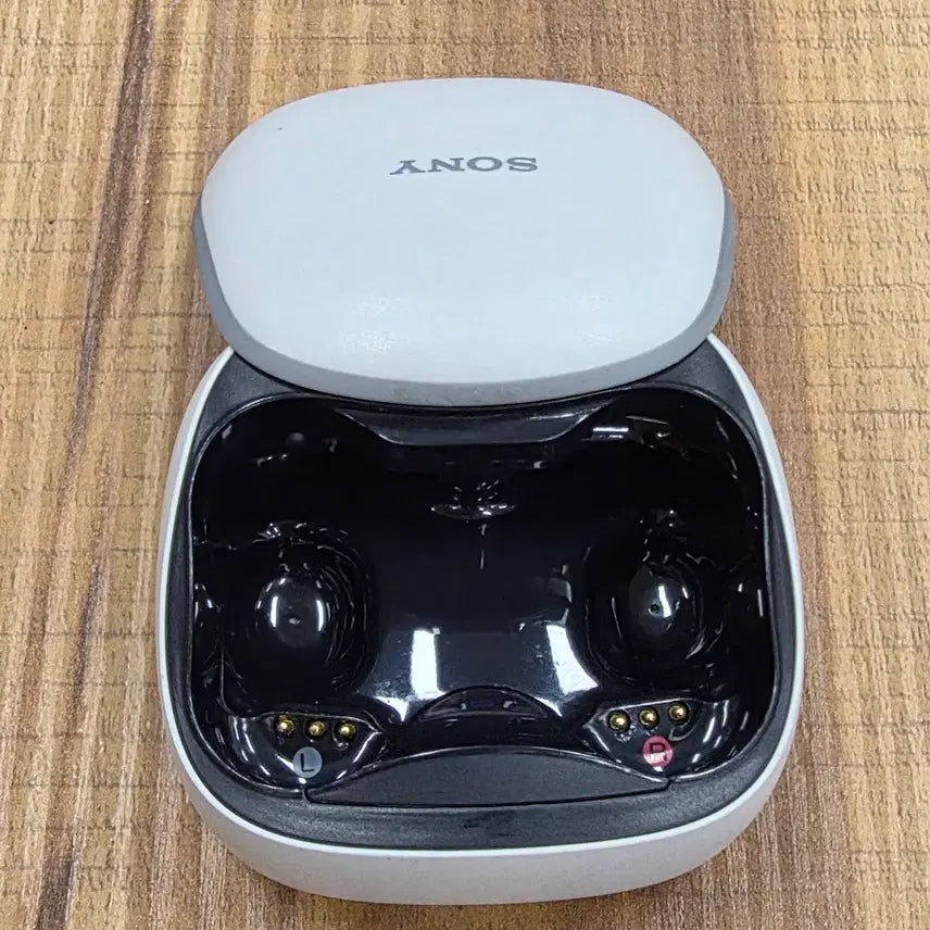 [BUNJANG] Sony WF-SP700N Wireless Bluetooth Earphones (Main Unit) / 소니 WF-SP700N 블루투스 무선 이어폰 본체