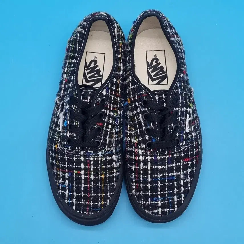 [BUNJANG] Vans Authentic Woven Fraid Sneakers / D 반스 어센틱 우븐 프레이드 스니커즈 235