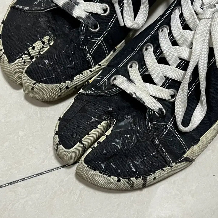 [BUNJANG] Maison Margiela Tabi Sneakers Painted / 마르지엘라 타비 페인팅
