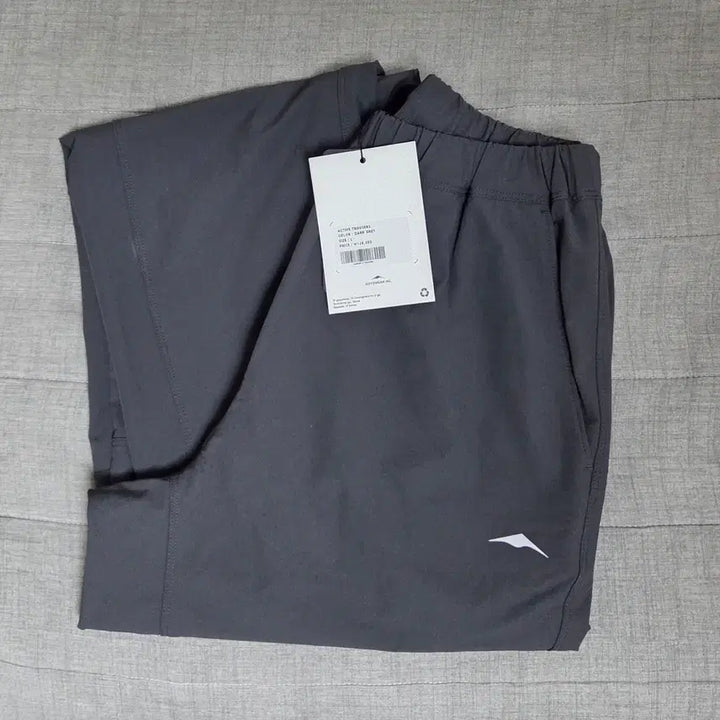 [BUNJANG] Goyowear Active Trousers Dark Grey L / 고요웨어 액티브트라우저 다크그레이 L 새상품