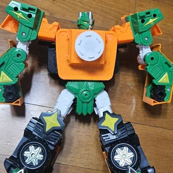 [BUNJANG] Hello Carbot Spinnerble Transforming Robot Toy / 헬로카봇 스피너블 변신 로봇