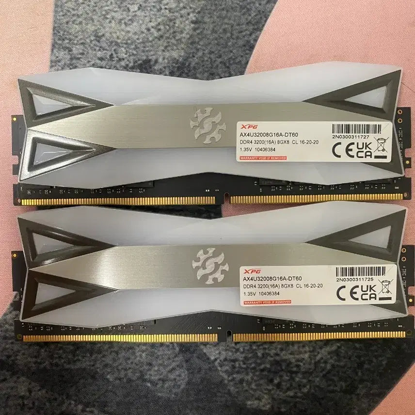 [BUNJANG] XPG DDR4 3200MHz 16GB (8GB x 2) CL16 RGB RAM / XPG DDR4 3200 8GB CL16 x 2