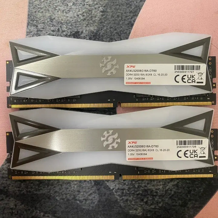 [BUNJANG] XPG DDR4 3200MHz 16GB (8GB x 2) CL16 RGB RAM / XPG DDR4 3200 8GB CL16 x 2