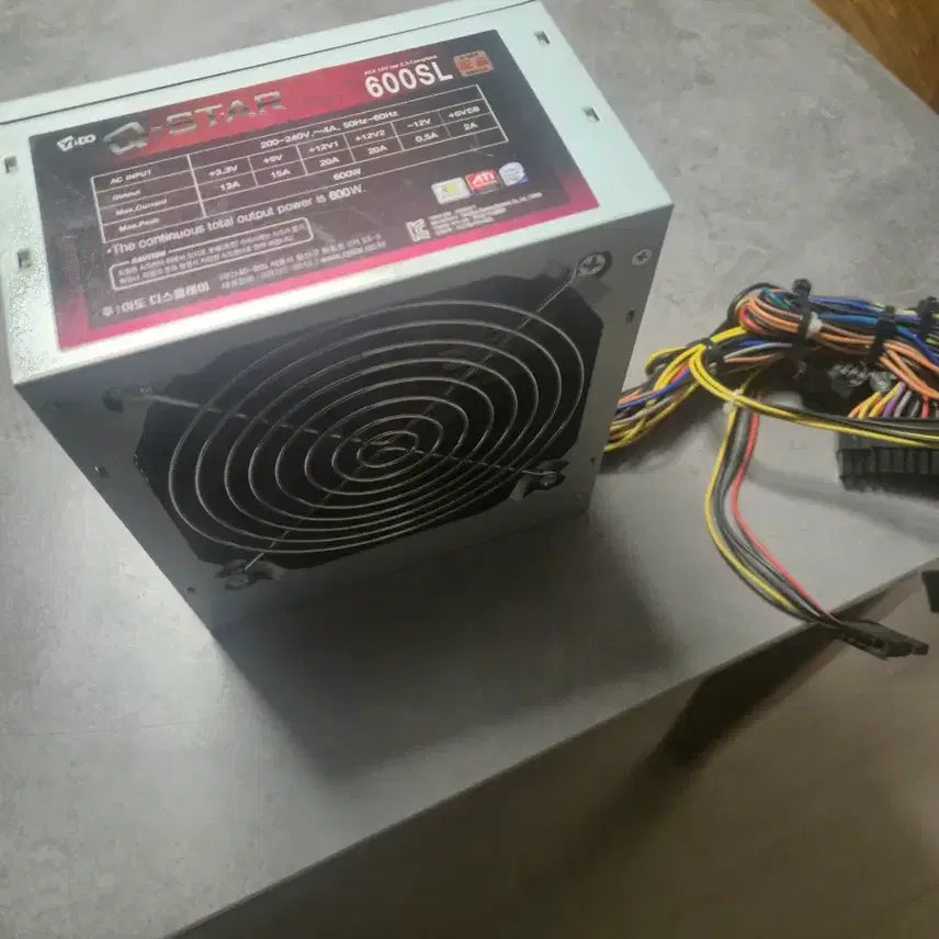 [BUNJANG] Q-STAR 600SL 600W Power Supply Unit / pc 파워 서플라이 600W 전체적으로 깨끗하고 작동잘됩니다