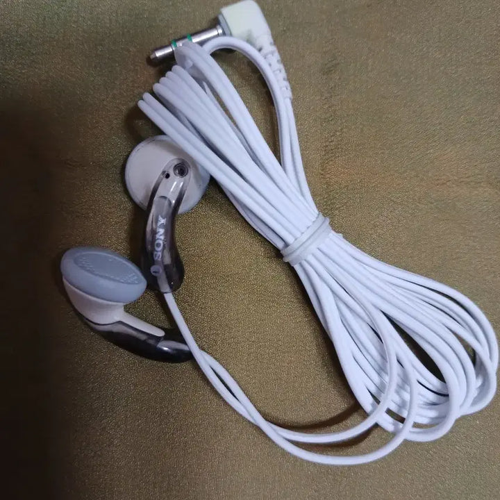 [BUNJANG] Sony Wired Earphones White / 소니 이어폰 화이트