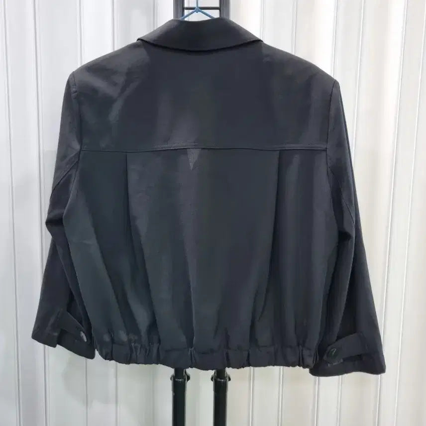 [BUNJANG] Black Double-Button Cropped Jacket / 블랙 더블 버튼 크롭 자켓