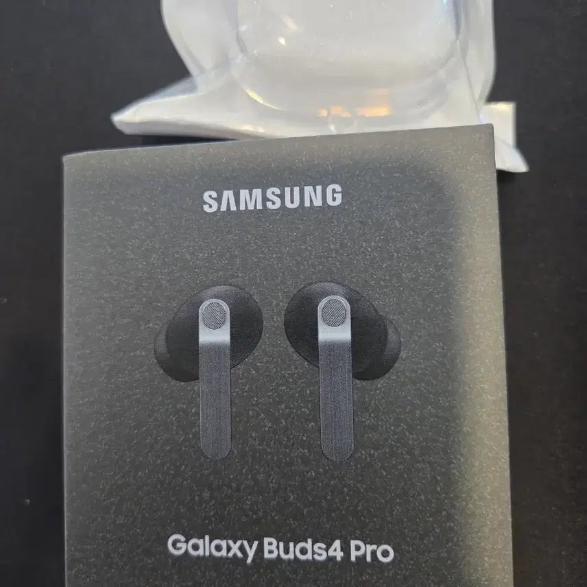 [BUNJANG] Samsung Galaxy Buds 4 Pro Black Sealed / 갤럭시 버즈4 프로 블랙 미개봉