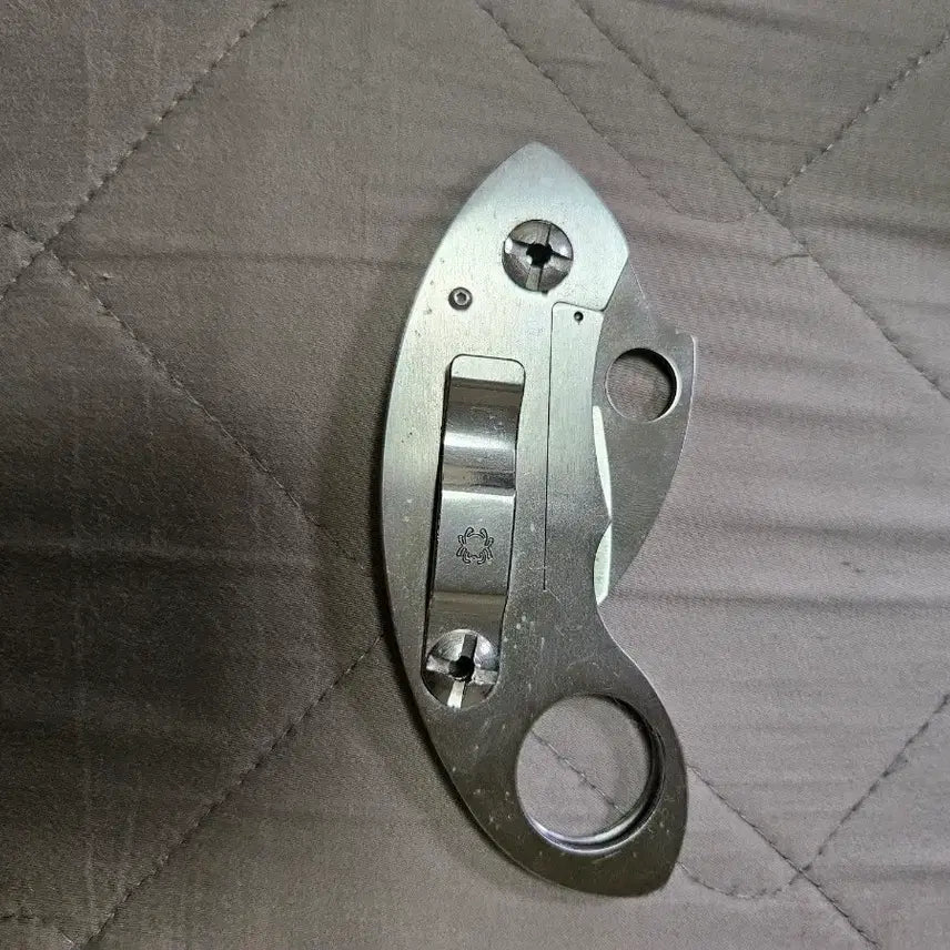[BUNJANG] Spyderco Karambit Knife / 스파이더코 카람빗
