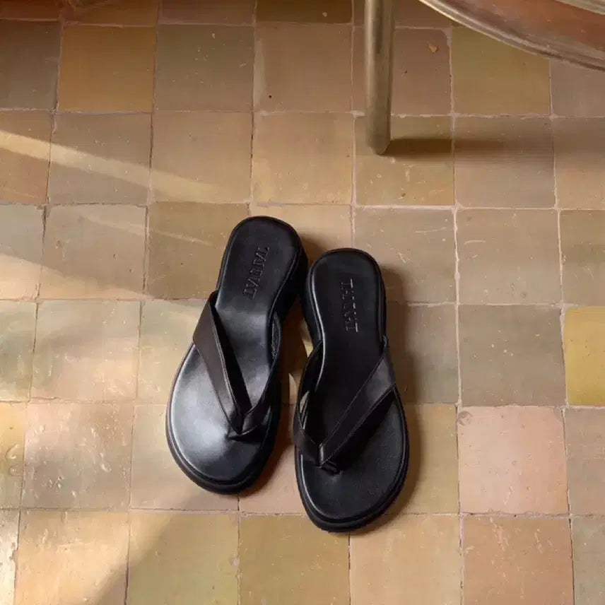 [BUNJANG] Tanak T/T Platform Flip-flops / 타낫 T/T Platform flip-flops 240 플랫폼 쪼리