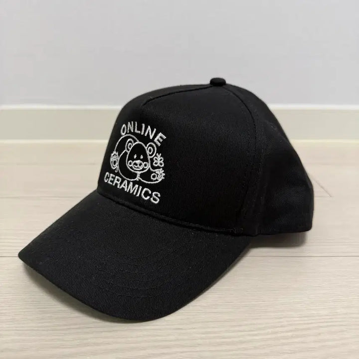 [BUNJANG] Online Ceramics Logo Bear Embroidery Baseball Cap Black / 온라인세라믹 캡 모자