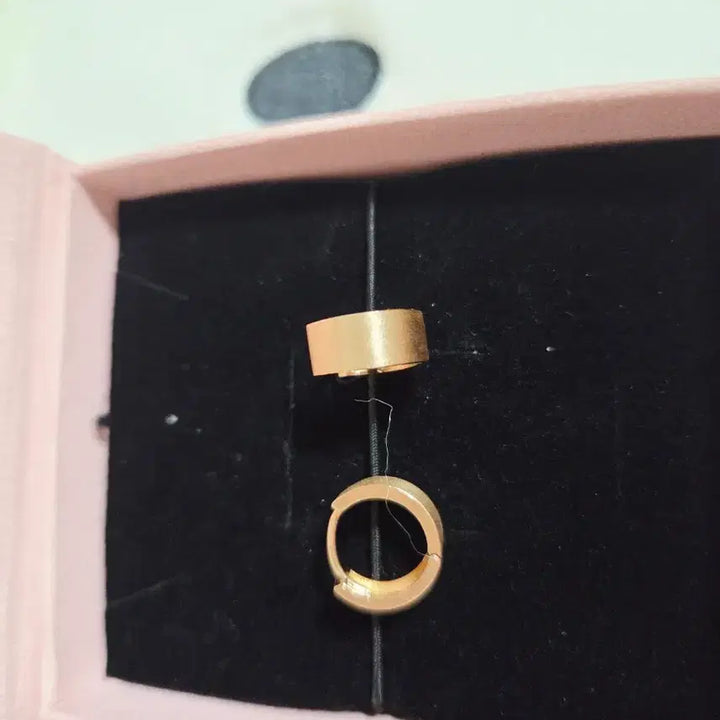 [BUNJANG] 14k Rose Gold Thin Bar Earrings 2.64g / 14k 로즈골드 스지 귀걸이 2.64g