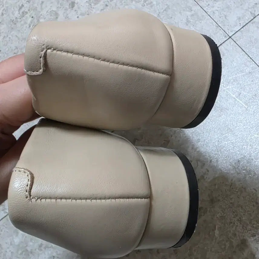 [BUNJANG] Barbara Two-Tone Suede Flat Shoes / 바바라 투톤 스웨이드 플랫 슈즈