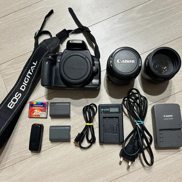[BUNJANG] Canon EOS 400D DSLR Camera with 2 Lenses / Canon EOS 400D + 렌즈 2개