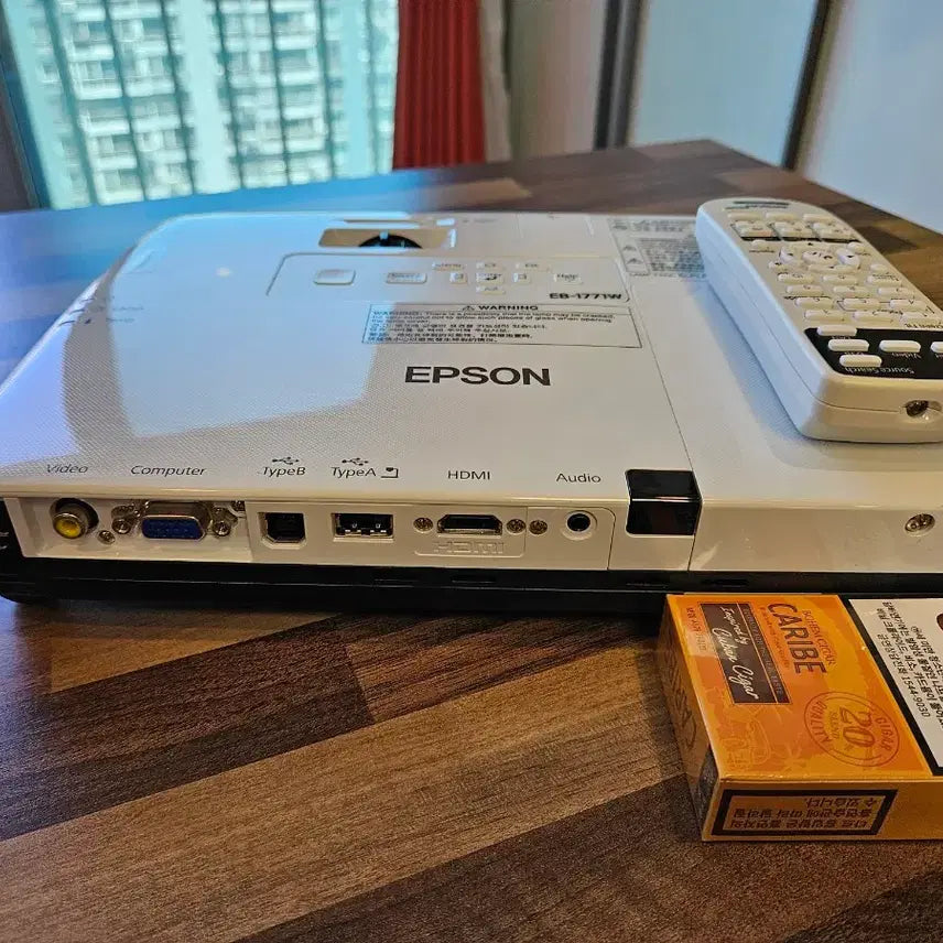 [BUNJANG] Epson Ultra-Slim 3000 ANSI Lumens Projector / (실사용 26시간) 엡손 초슬림 3000안시 프로젝터