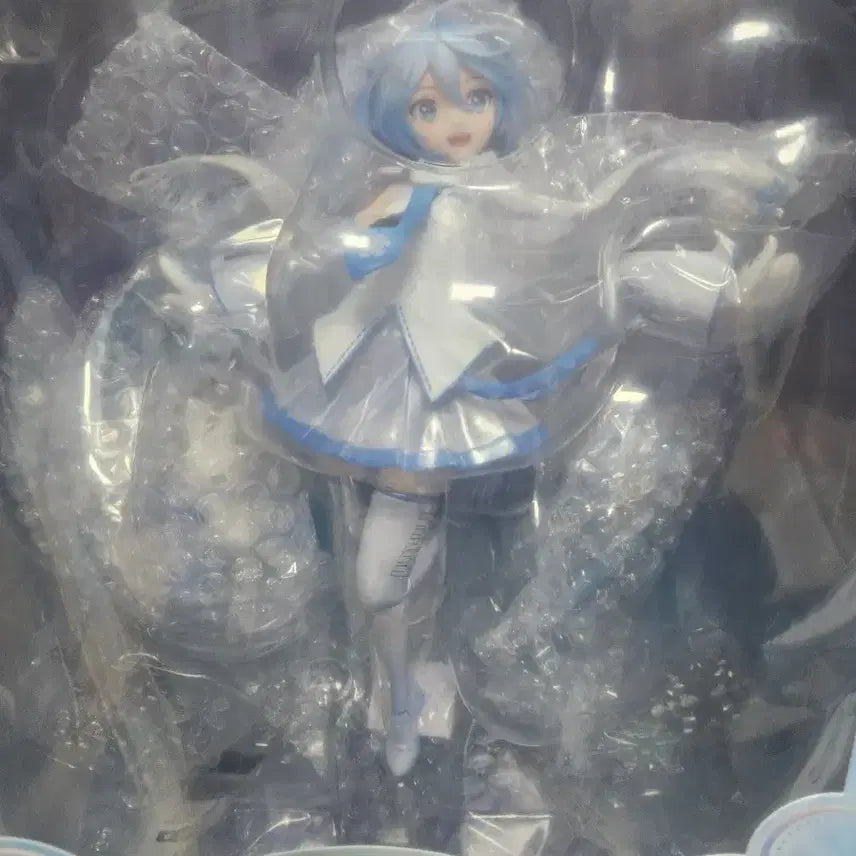 [BUNJANG] Design Coco Yuki Miku Sealed Figure / 디자인코코 유키미쿠 피규어 미개봉 팝니다