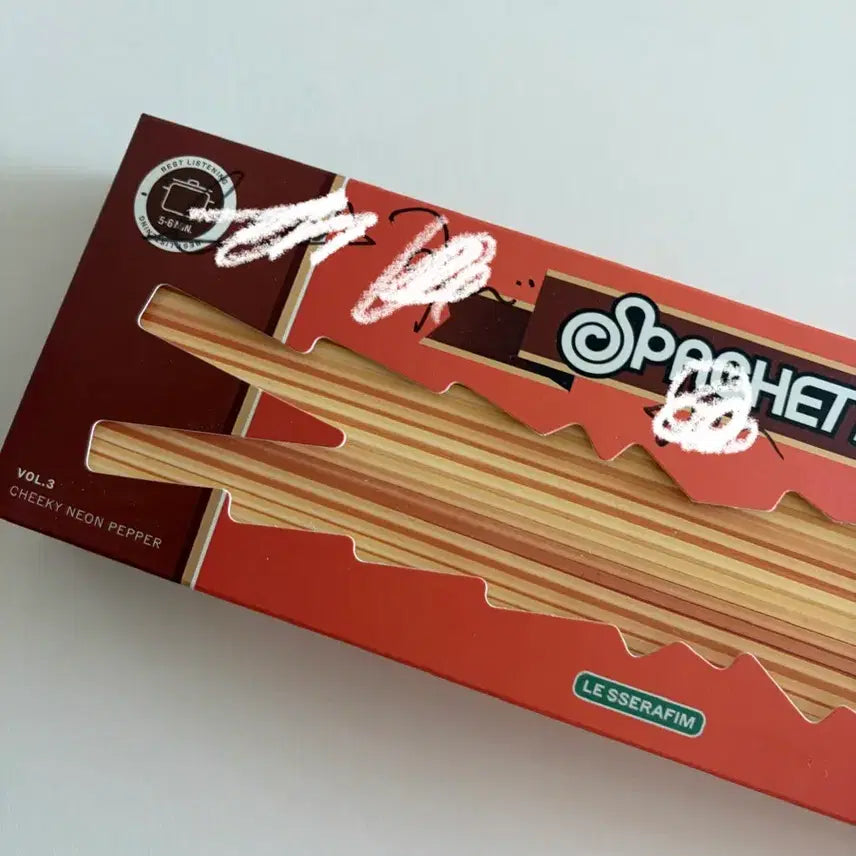 [BUNJANG] Le Sserafim Single 1st Album Spaghetti Signed Album / 르세라핌 싱글1집 스파게티 싸인 앨범