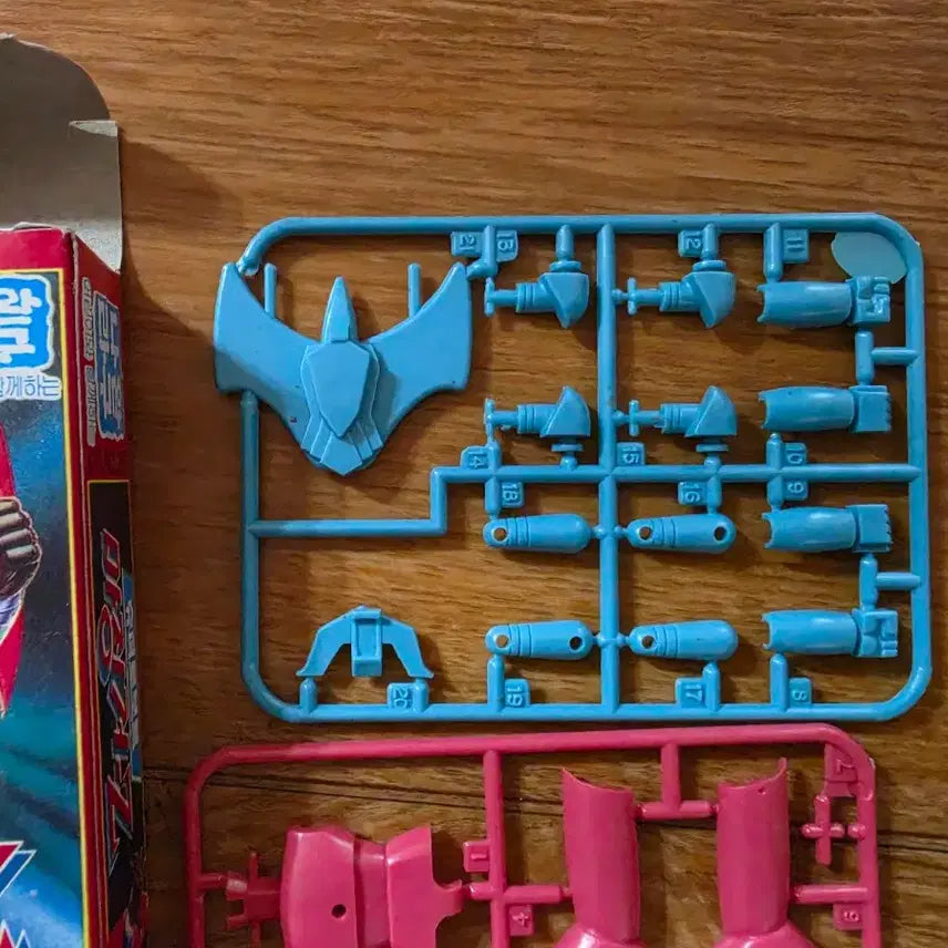 [BUNJANG] Nara Toys Mazinger Small Plastic Model Kit / 나라완구 마징거 소형 프라모델 마징가