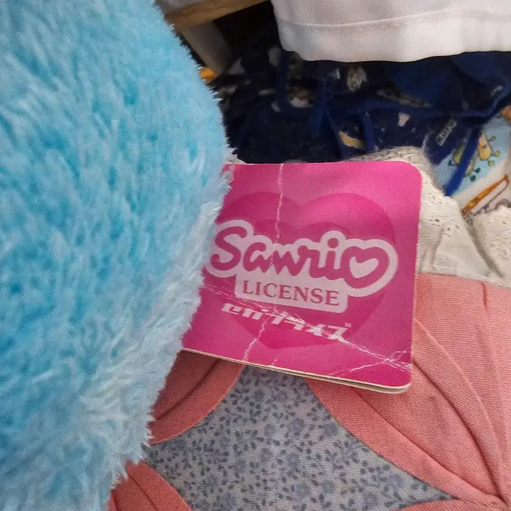 [BUNJANG] Hello Kitty Overalls Plush / 헬로키티  멜빵  인형