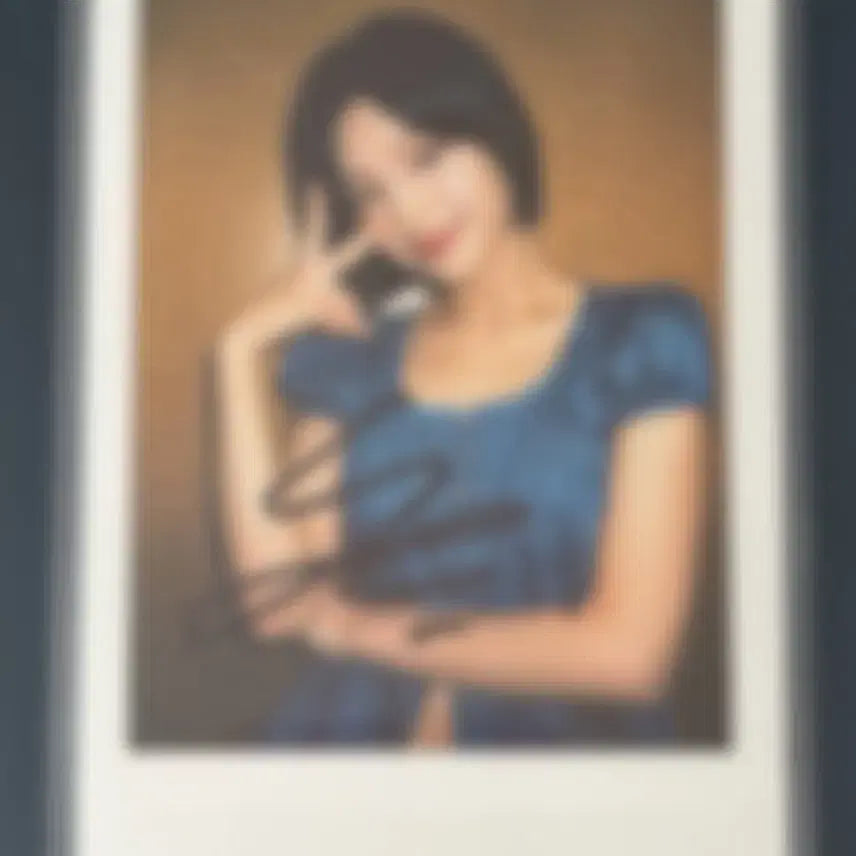 [BUNJANG] ITZY Yeji Signed Polaroid / ITZY girls will be girls 있지 예지 싸인폴라 양도