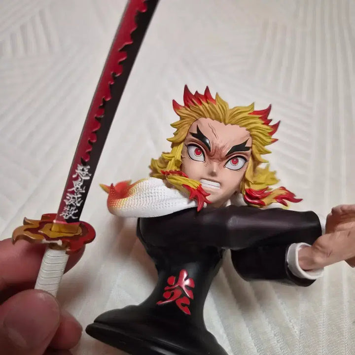[BUNJANG] Fantasy Studio Kyojuro Rengoku Resin Figure / 판타지스튜디오 렌고쿠 쿄쥬로 레진 피규어