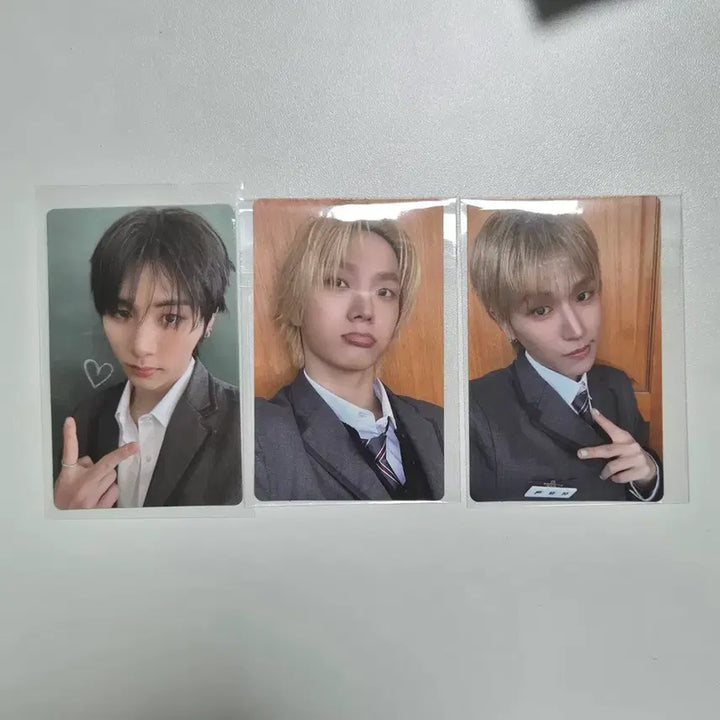 [BUNJANG] BOYNEXTDOOR Taesan SungHo RiWoo Weverse Lucky Draw Photocard Bundle Set / 보넥도 성호 리우 위버스 럭드 포카 일괄