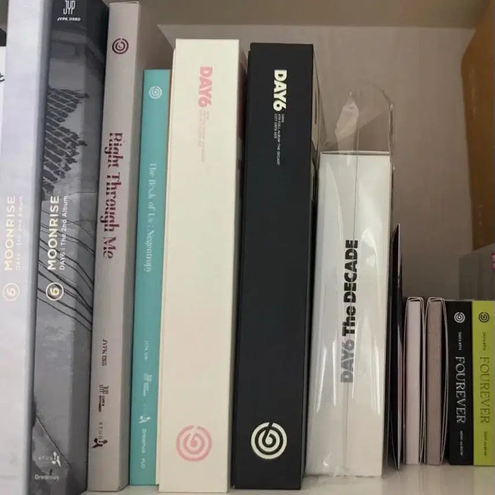 [BUNJANG] Day6 Unsealed Album Bundle Set / 데이식스 단순 개봉 앨범 일괄 양도 문라이즈 라뚫미