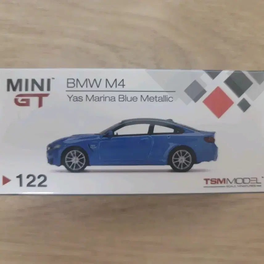 [BUNJANG] Mini GT 122 BMW M4 Yas Marina Blue / 미니지티 122 BMW M4 블루