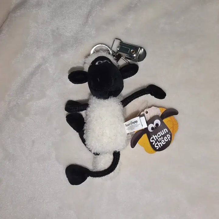 [BUNJANG] Shawn the Sheep Lamb Plush Keychain / 새상품/정품 숀더쉽 양 인형 키링 동물인형