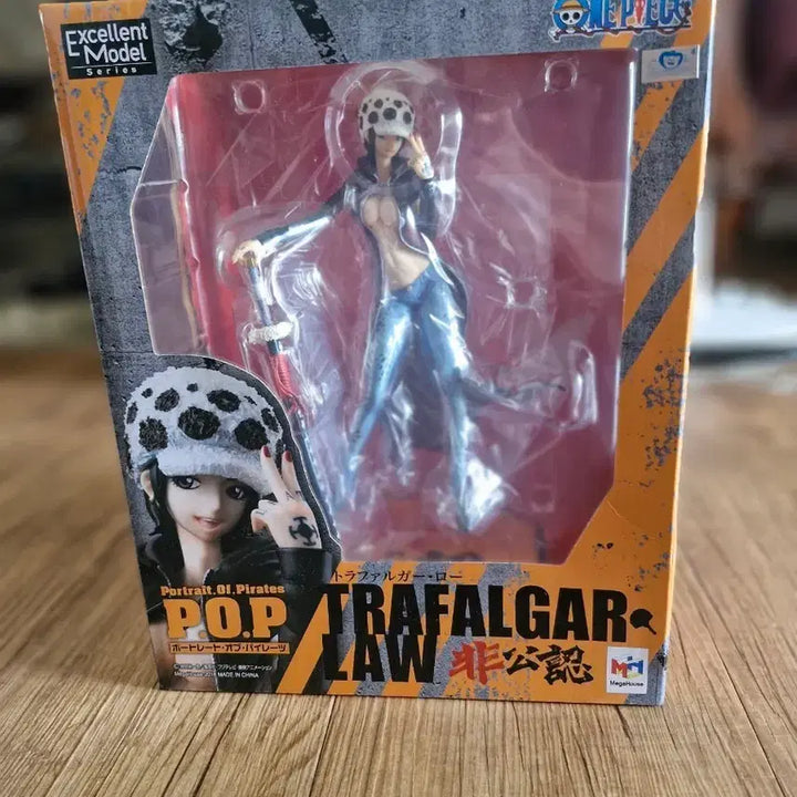 [BUNJANG] One Piece POP IRO Law Female Version Figure (Box Included) / 원피스 POP IRO 로우 피규어 여체화 박스O