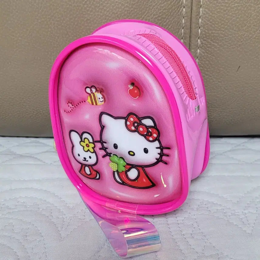 [BUNJANG] Sanrio Hello Kitty Check Overalls Plush + Pouch + Keyring Set (New) / 산리오 정품 헬로키티 체크 멜빵인형 + 파우치+키링인형 세트(새상품)