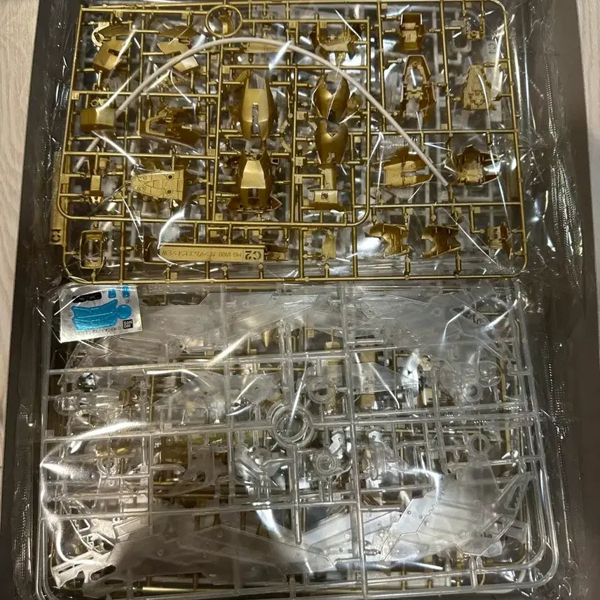 [BUNJANG] MG Epion Cross Contrast Model Kit / MG 에피온 크로스 콘트라스트