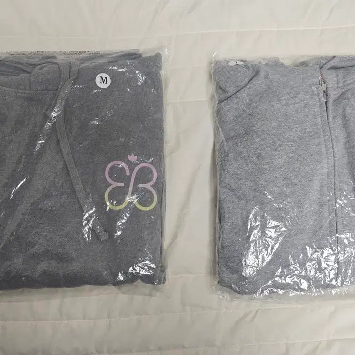 [BUNJANG] Park Eun Bin Japan Diva Hoodie &amp; Blank Hoodie Set / 박은빈 일본 디바 후드 + 일본 빈칸 후드