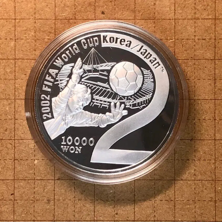 [BUNJANG] 2002 FIFA World Cup Commemorative Coin - Jeonju Stadium (Bank of Korea 1 oz Silver Medal) / 2002년 월드컵 기념주화 -전주 경기장-(한국은행 1온스 은메달)